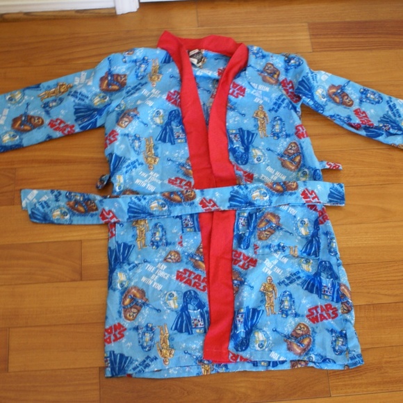 Kids Robe size M 12-14 Wilker Bros Co. Star Wars